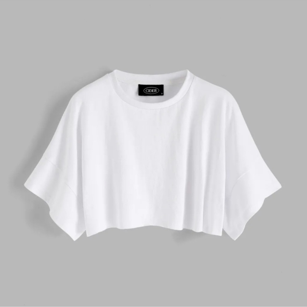 Cider Classic White Crop Top